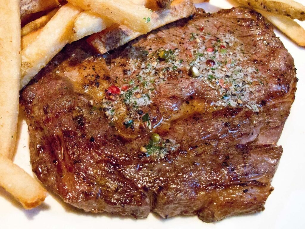 Difference-Between-Ribeye-and-Delmonico
