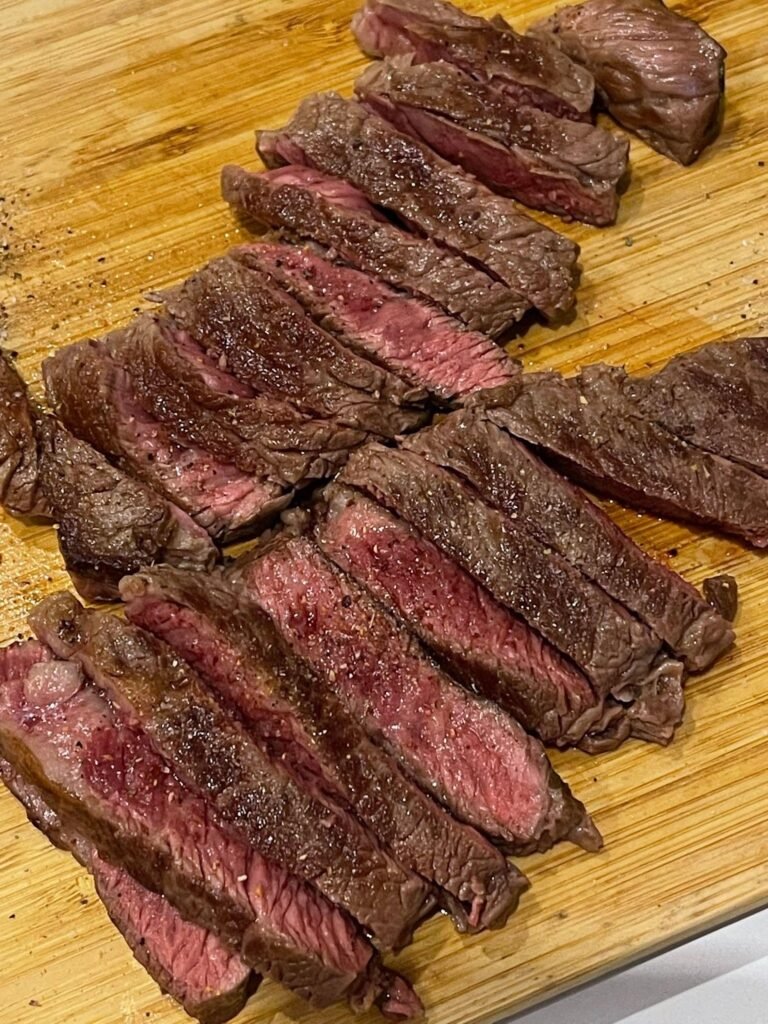 Difference-Between-Ribeye-and-Delmonico